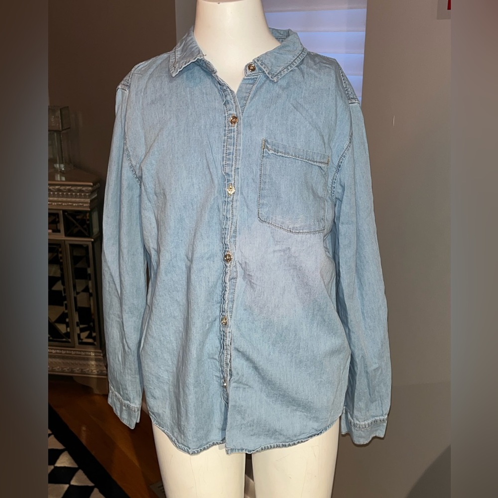 Three adorable shirts from forever 21. Girls size 13/14.  All in good condition. - Picture 13 of 16